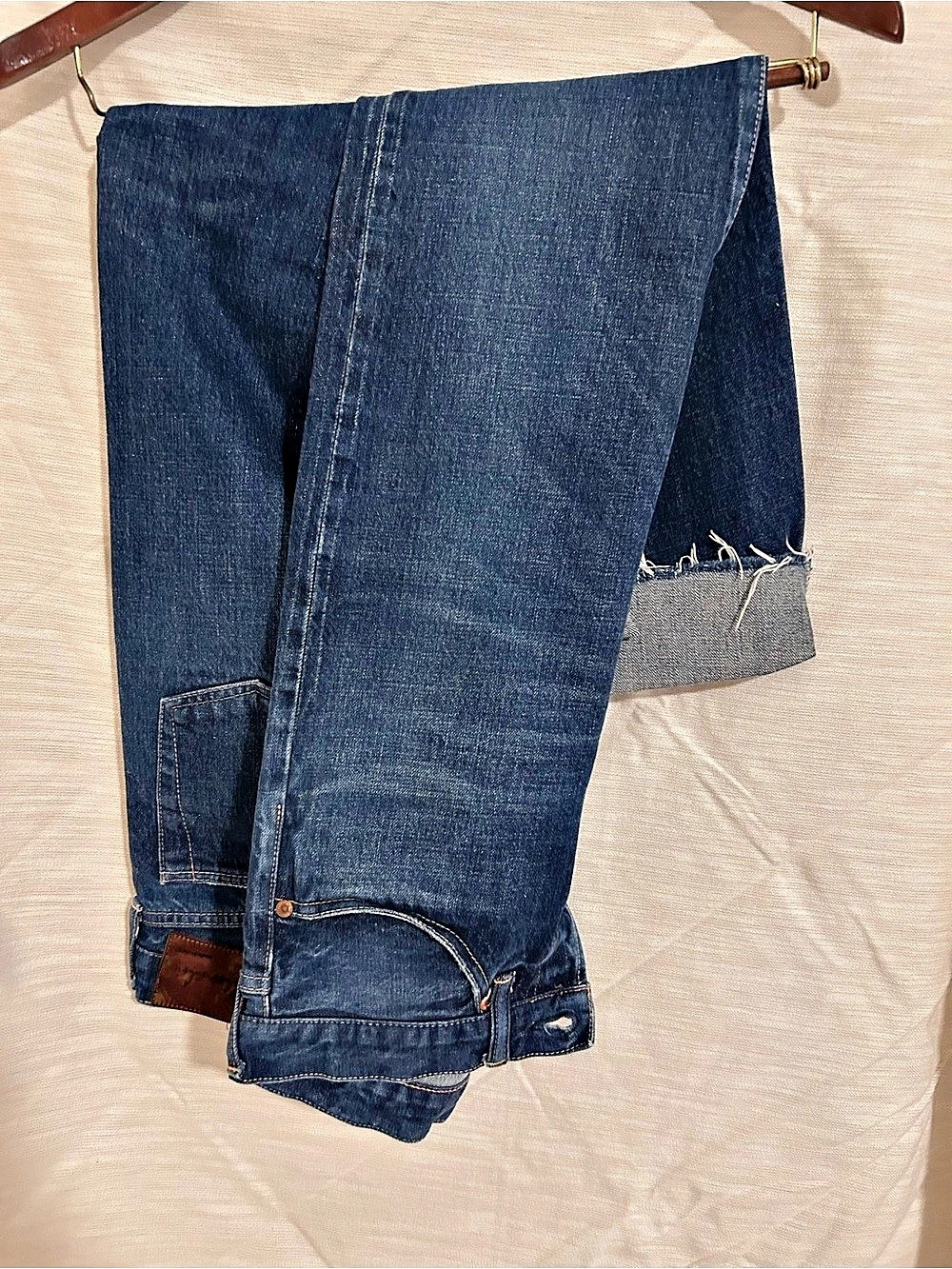 Chimala-Women's Straight Leg Jeans in Blue